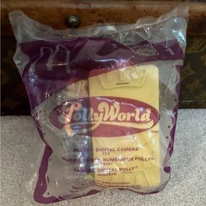 NEW POLLY WORLD POCKETS DIGITAL CAMERA #1 HAPPY MEAL TOY DOLL MCDONALDS 2006 NIP